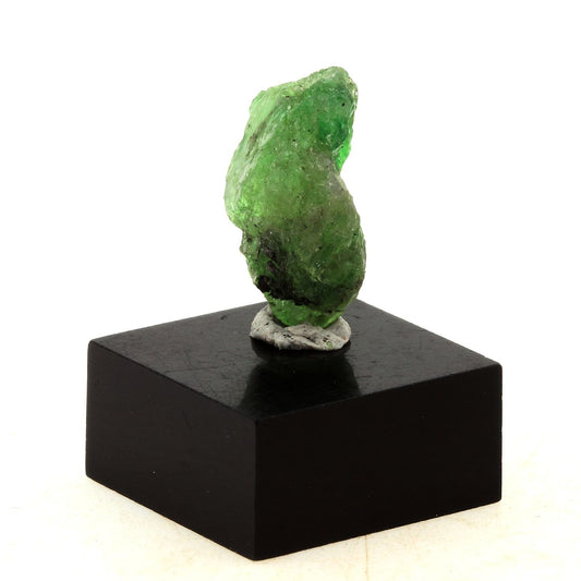 Grenat Tsavorite. 11.6 carats. Manyara Region, Tanzanie