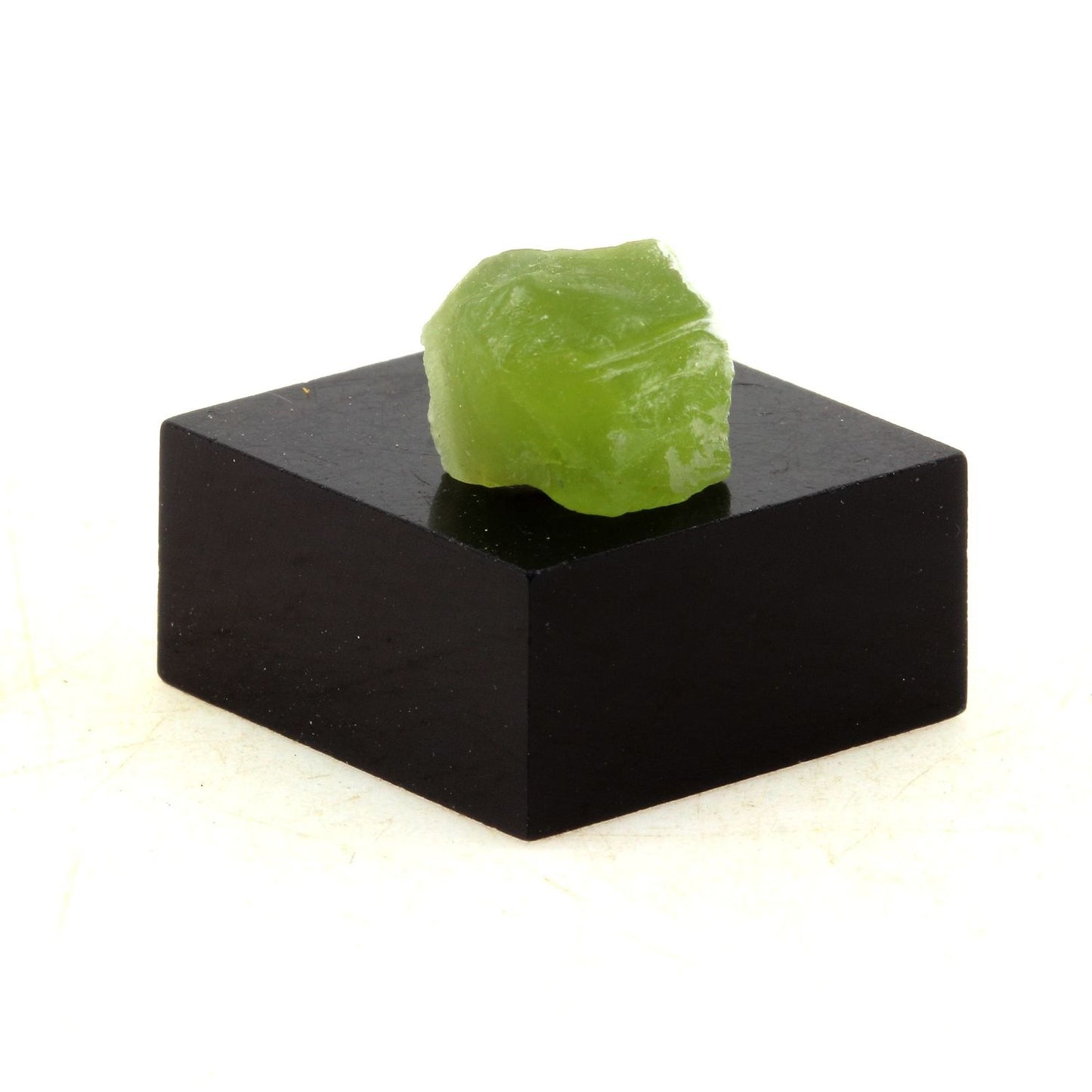 Péridot. 5.64 carats. Skardu District, Baltistan, Pakistan