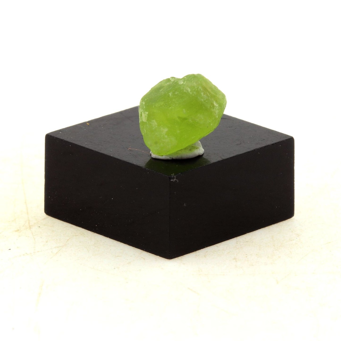 Péridot. 4.66 carats. Skardu District, Baltistan, Pakistan