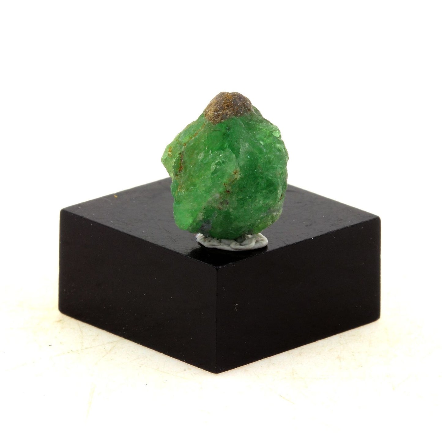 Grenat Tsavorite. 5.83 carats. Manyara Region, Tanzanie