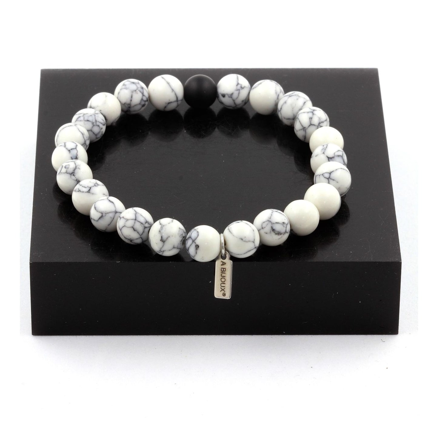 Howlite + Onyx noir mat. Bracelet en Perles naturelles