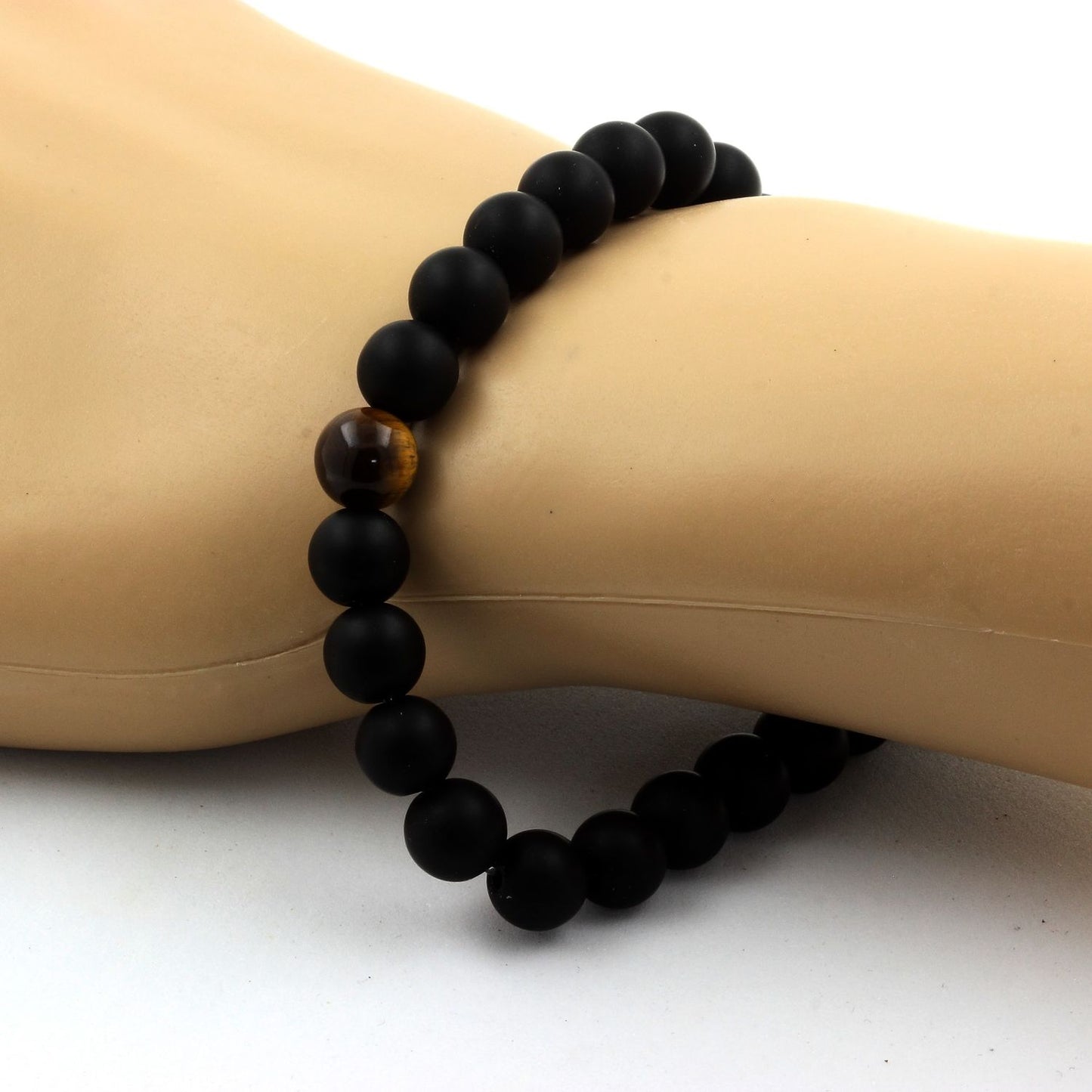 Onyx noir mat + Oeil de Tigre. Bracelet en Perles naturelles