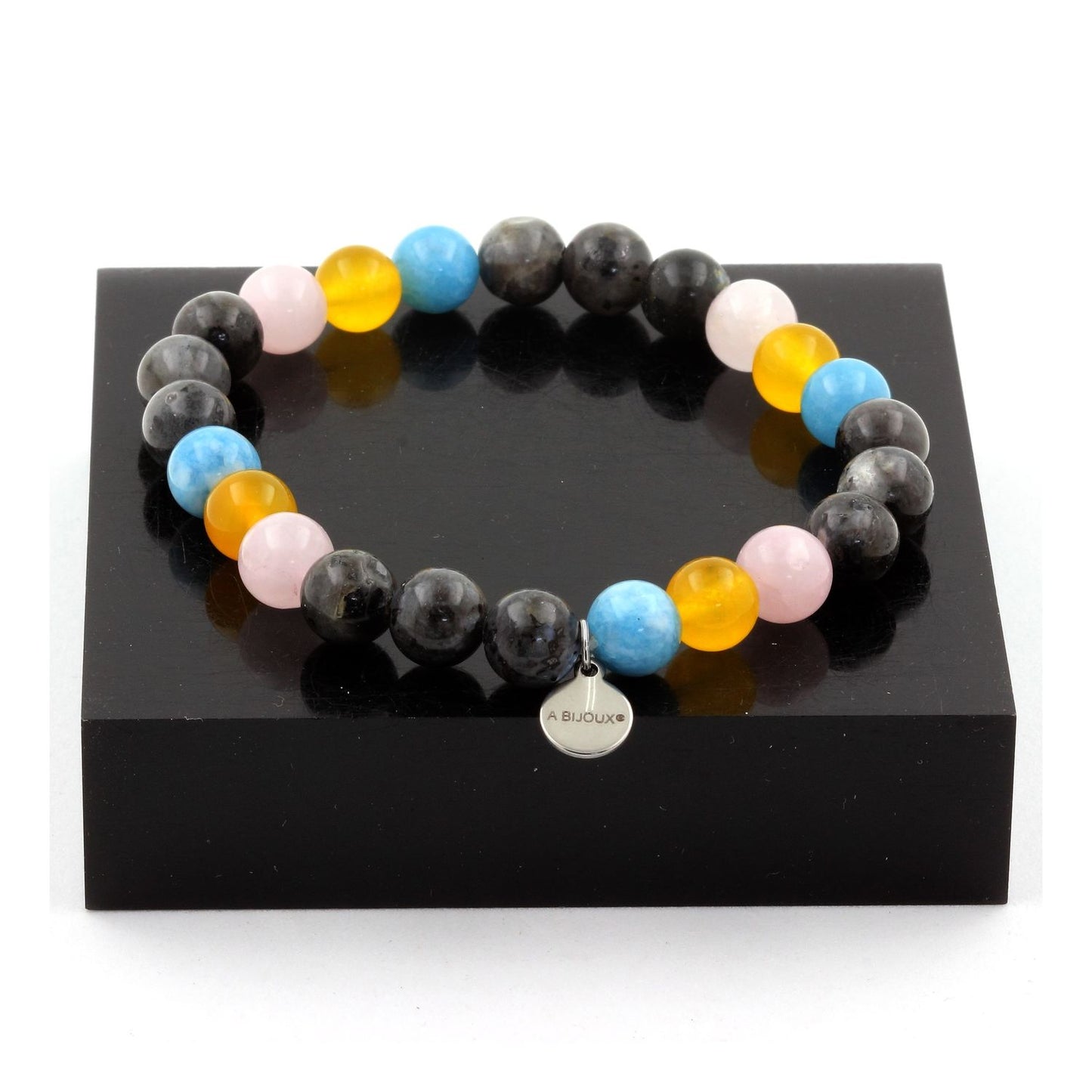 Labradorite + Agate jaune + Calcédoine bleu + Quartz rose. Bracelet en Perles naturelles