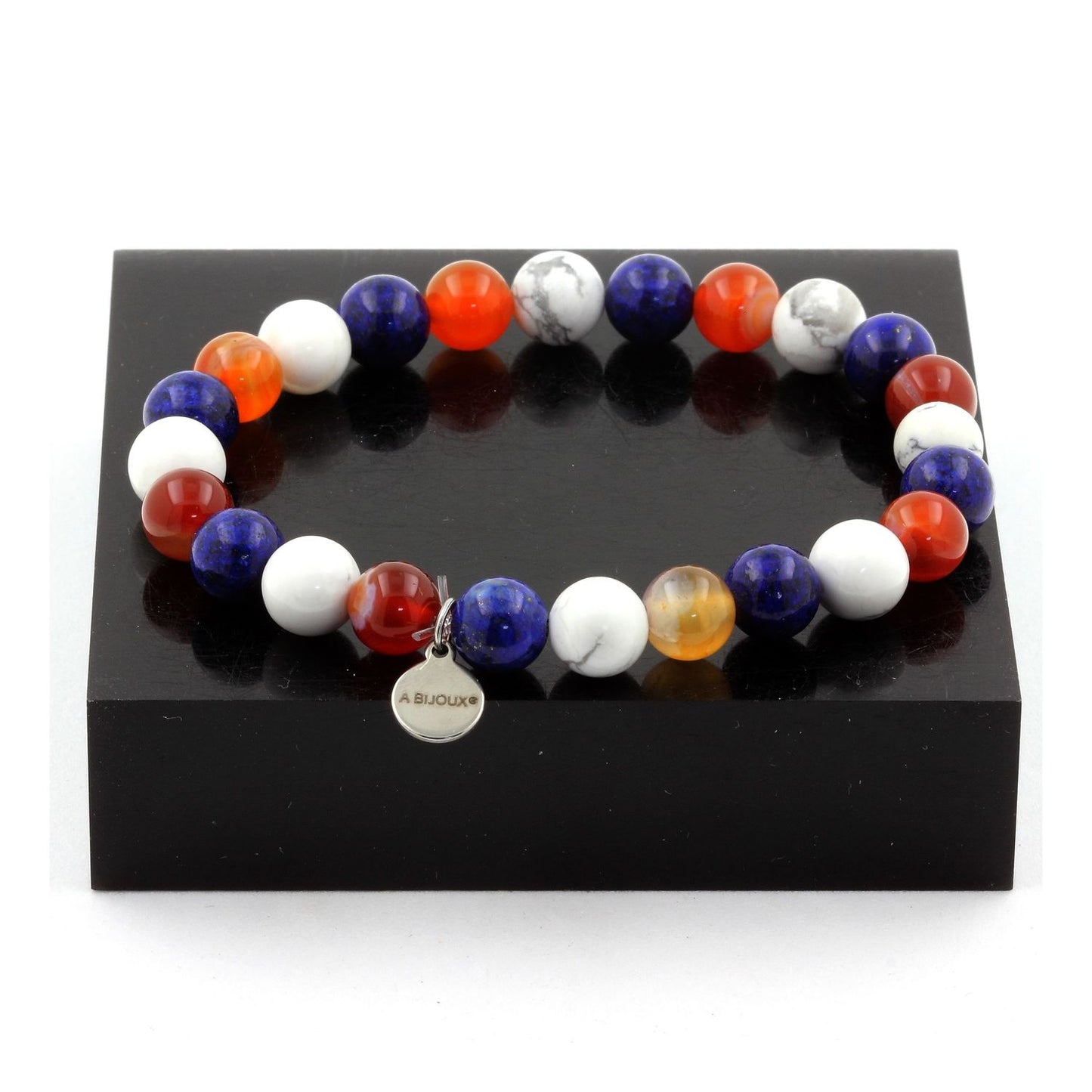 Agate rubanée + Howlite + Lapis Lazuli. Bracelet en Perles naturelles