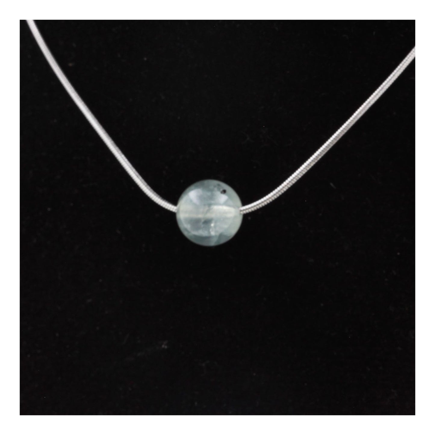 Collier 1 perle Prehnite d'Afrique 8 mm