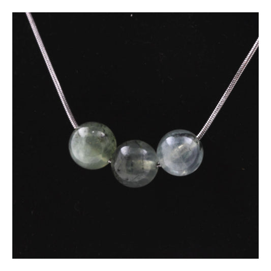 Collier 3 perles Prehnite d'Afrique 8 mm