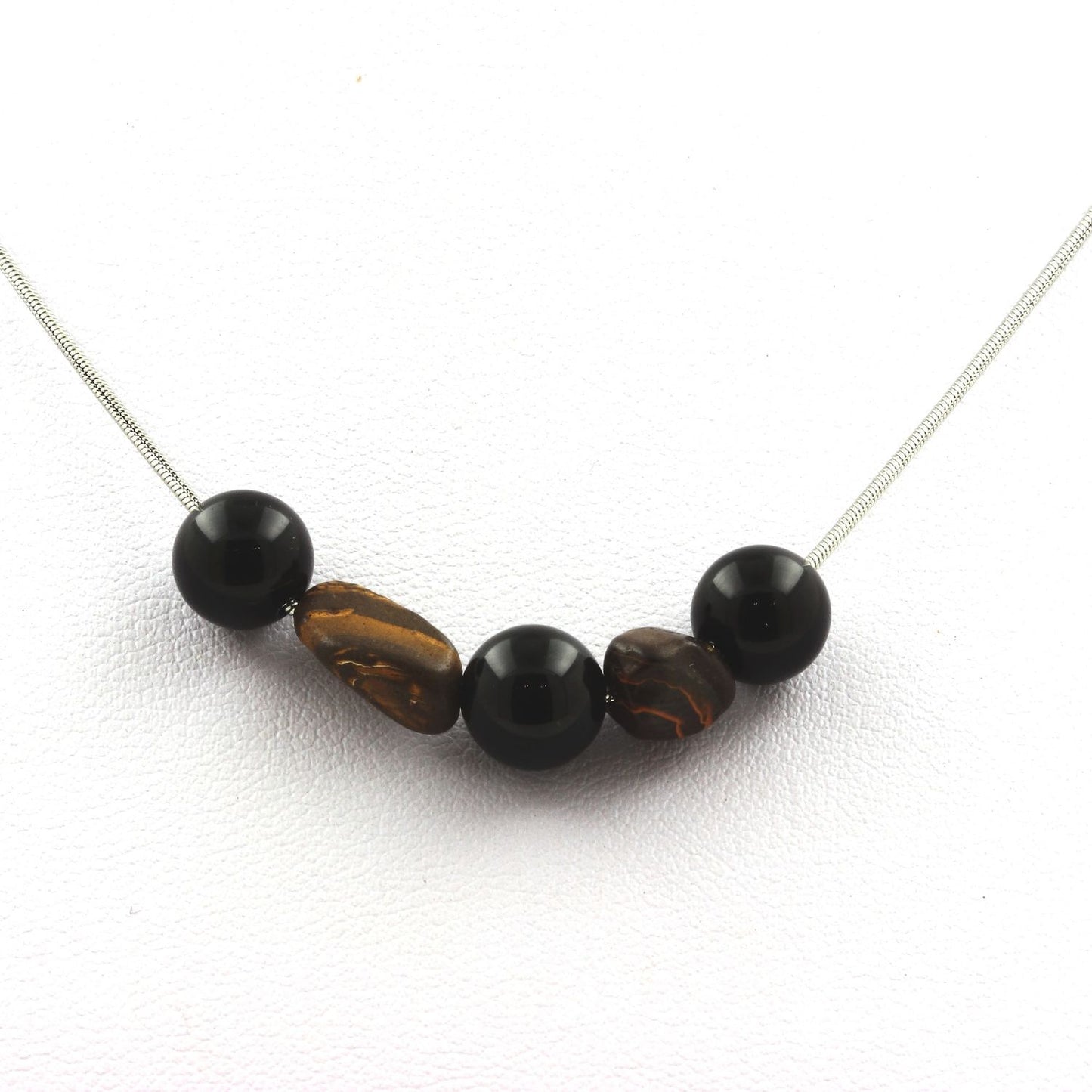 Collier perles Agate noire 8 mm + Opale Boulder d'Australie