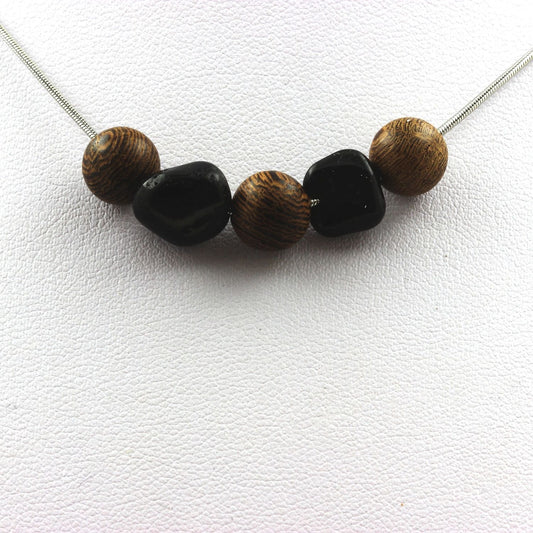Collier perles bois 8 mm + Tourmaline Schorl du Brésil