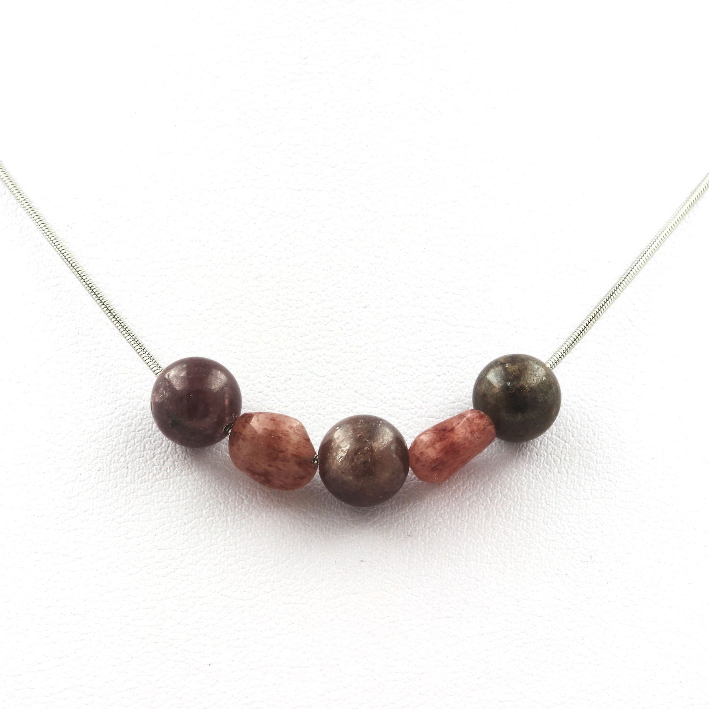 Collier perles Rubis de Mogok, Birmanie, Myanmar 8 mm + Rubis du Brésil