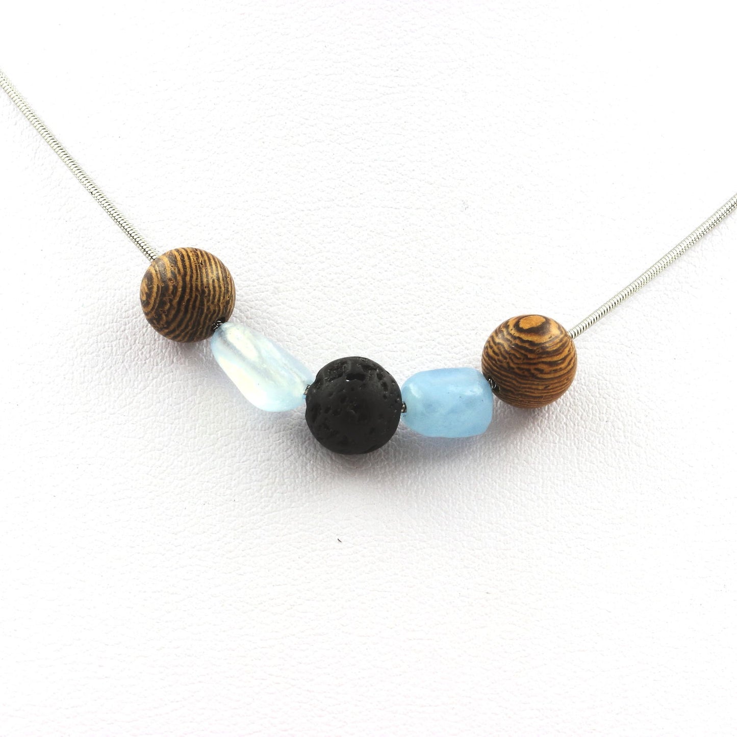 Collier perles bois 8 mm + Aigue-Marine du Brésil + Lave