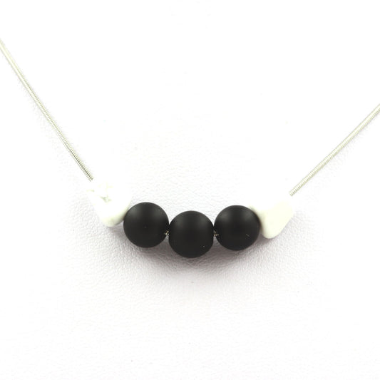 Collier perles Onyx noir mat 8 mm + Howlite des USA