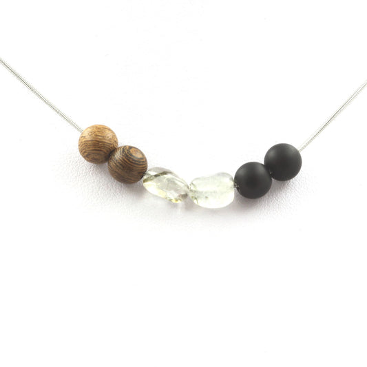 Collier Quartz Tourmaline rutile du Brésil + Perles Onyx noir mat + bois 8 mm