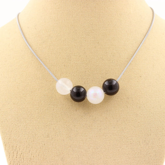 Collier 4 Perles Pierre de lune + Agate noire 8 mm