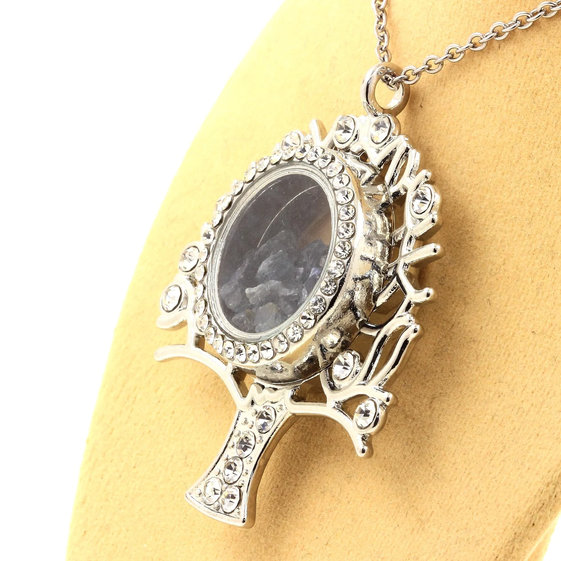 Collier Saphir brut modèle Arbre