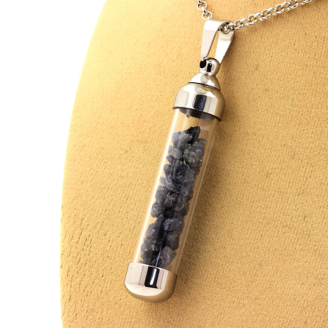 Collier Saphir brut modèle tube 50 mm