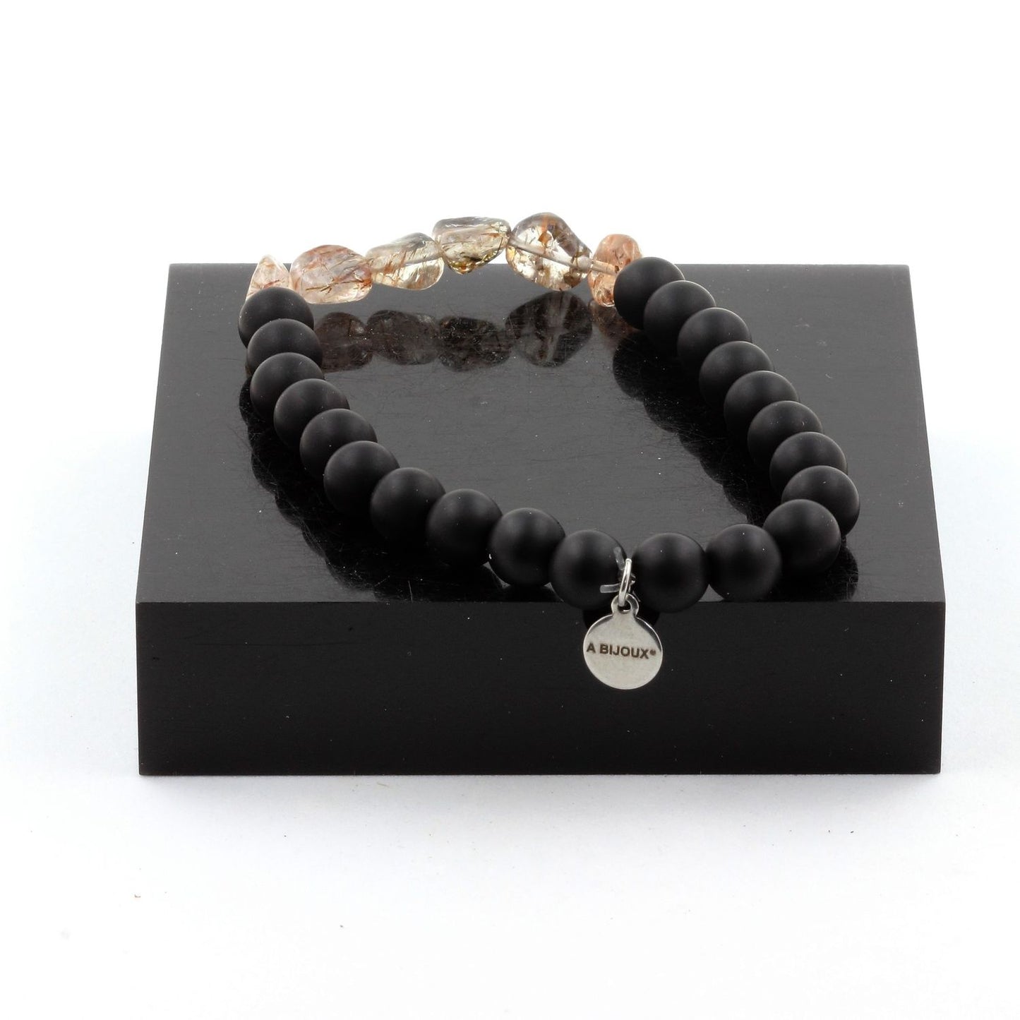 Super Seven (Melody's Stone) du Brésil + Perles Onyx noir mat. Bracelet Perles