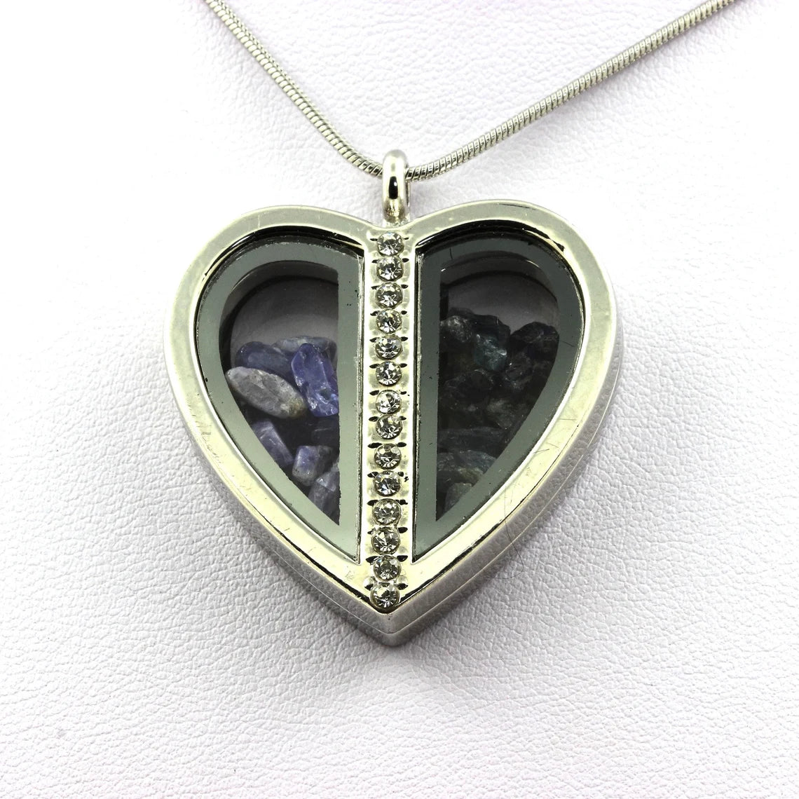 Collier Tanzanite + Saphir brut modèle coeur