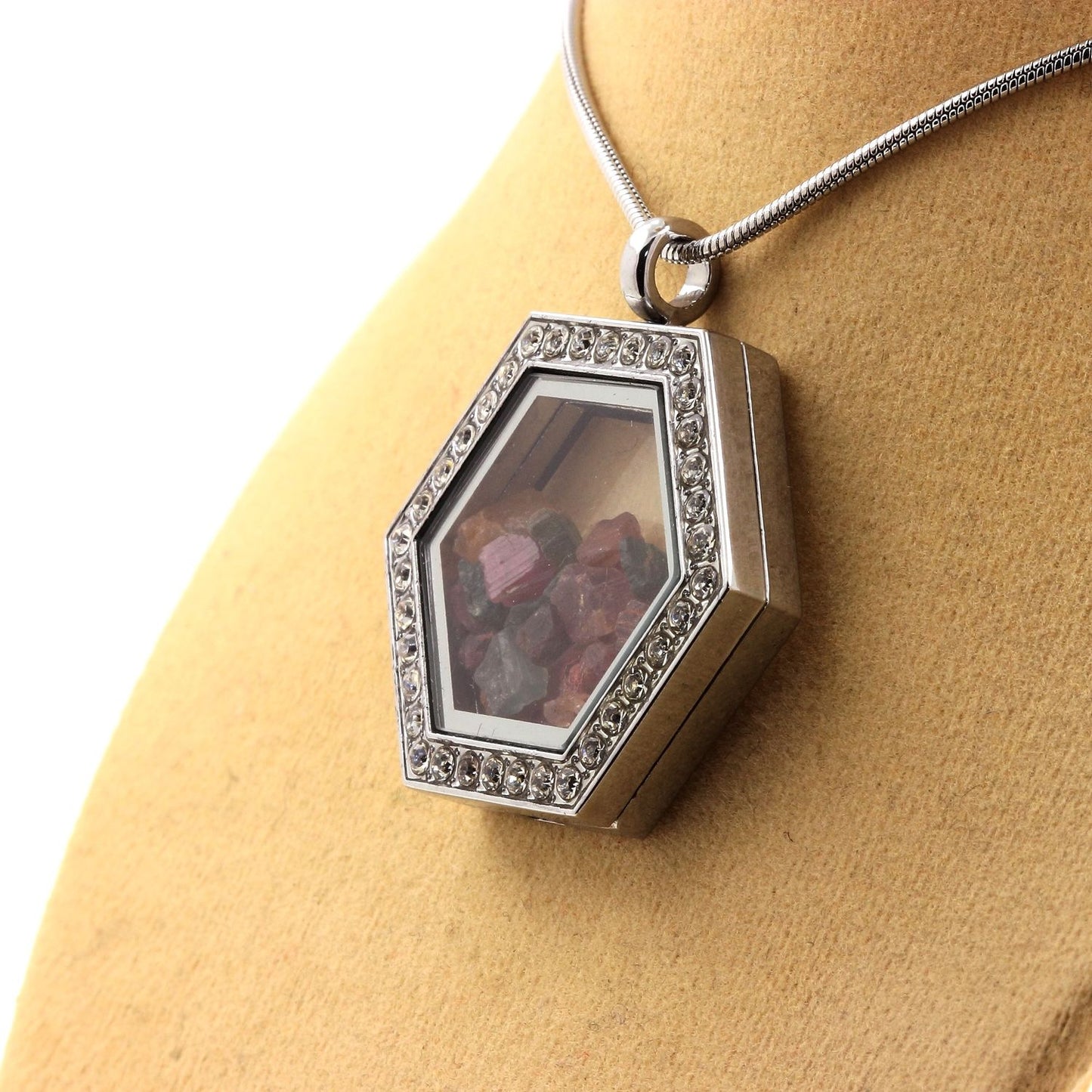 Collier Tourmaline multicolore brut modèle Hexagone