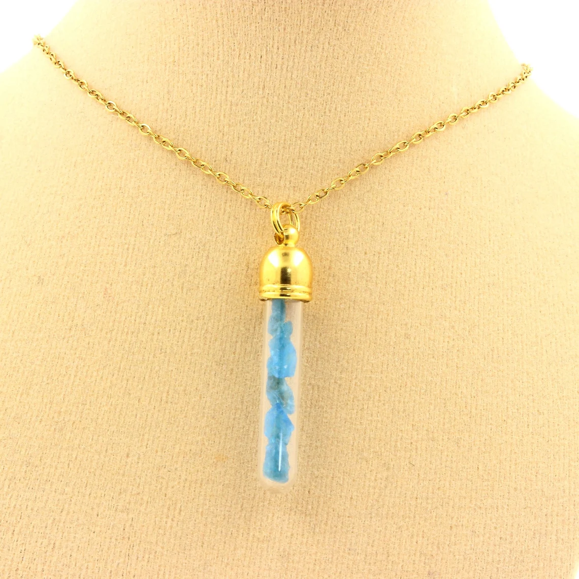 Collier Apatite bleu neon brut modèle tube