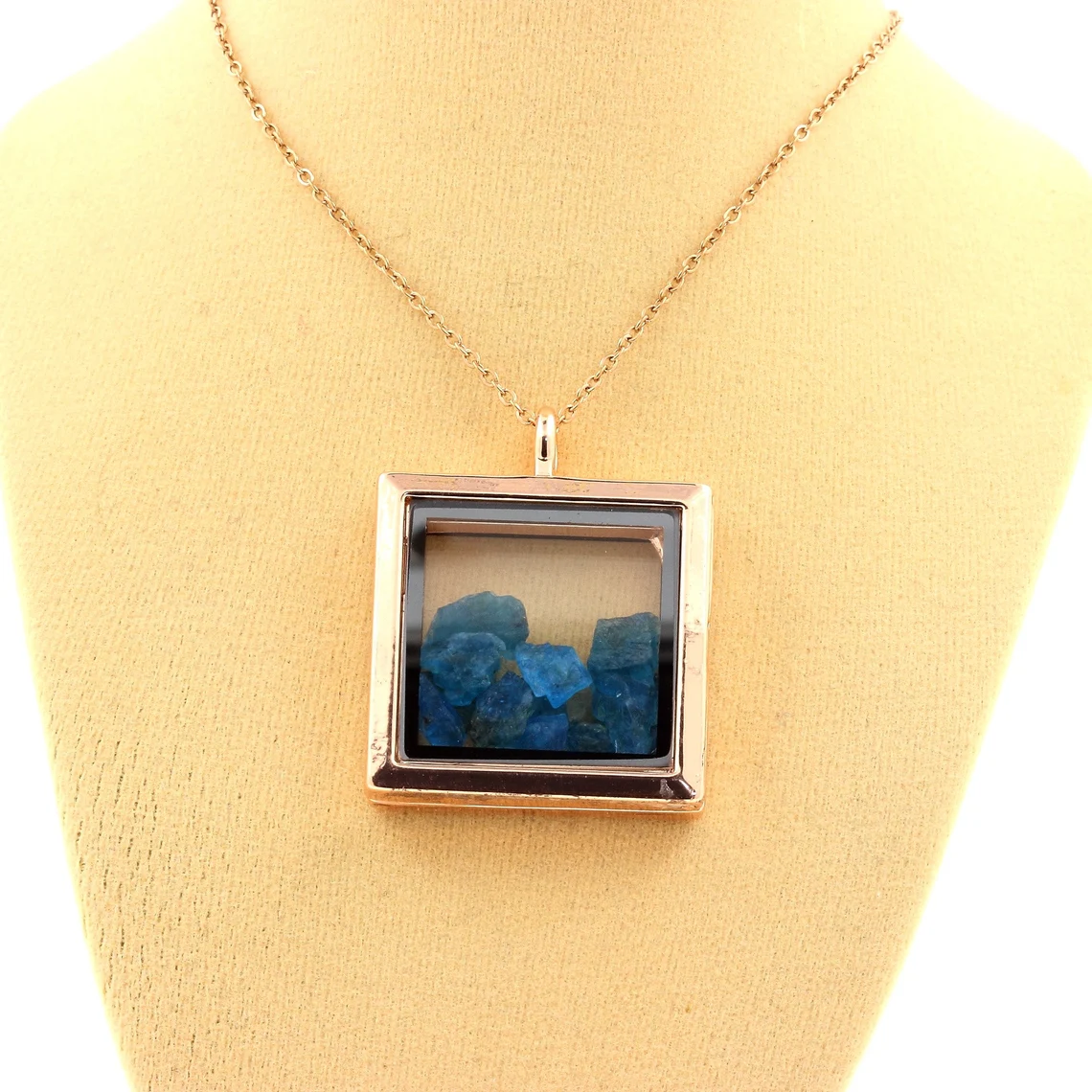 Collier Apatite bleu neon naturels modèle carré