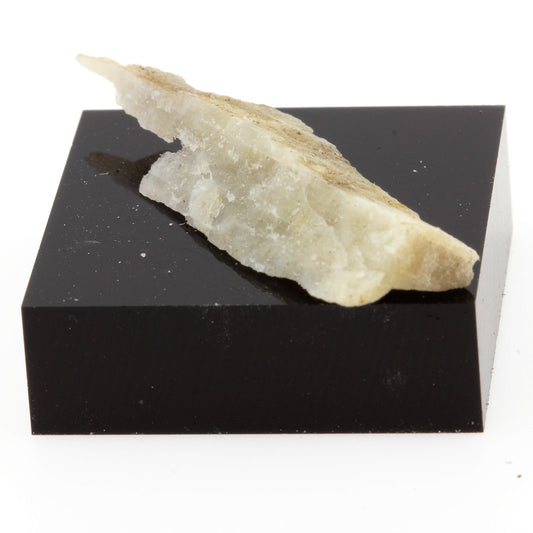 Clinozoisite. 10.8 carats. Willsboro, New York, USA