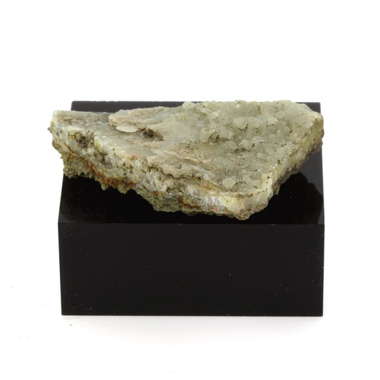 Prehnite sur Amphibolite. 139.5 carats. La Brévenne, France