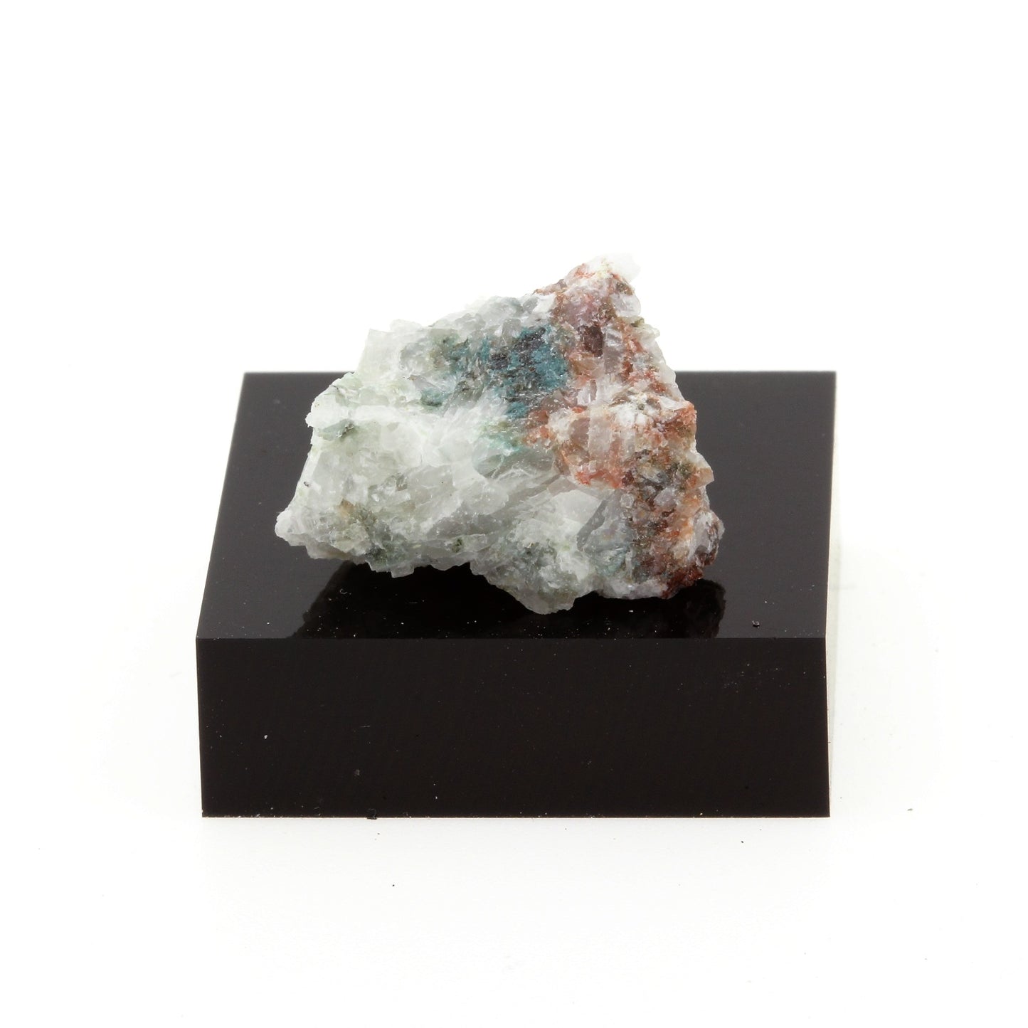 Narsarsukite, 25.2 carats, Groenland