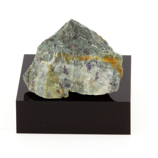 Bornite + Siderite. 34.2 carats. Thetford Mines, Québec, Canada