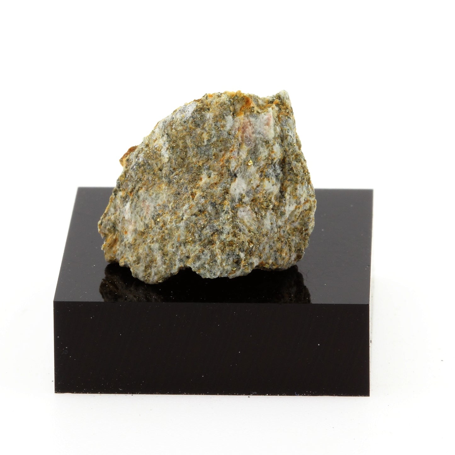 Devilline + Pyrite. 28.5 carats. North Hatley, Québec, Canada