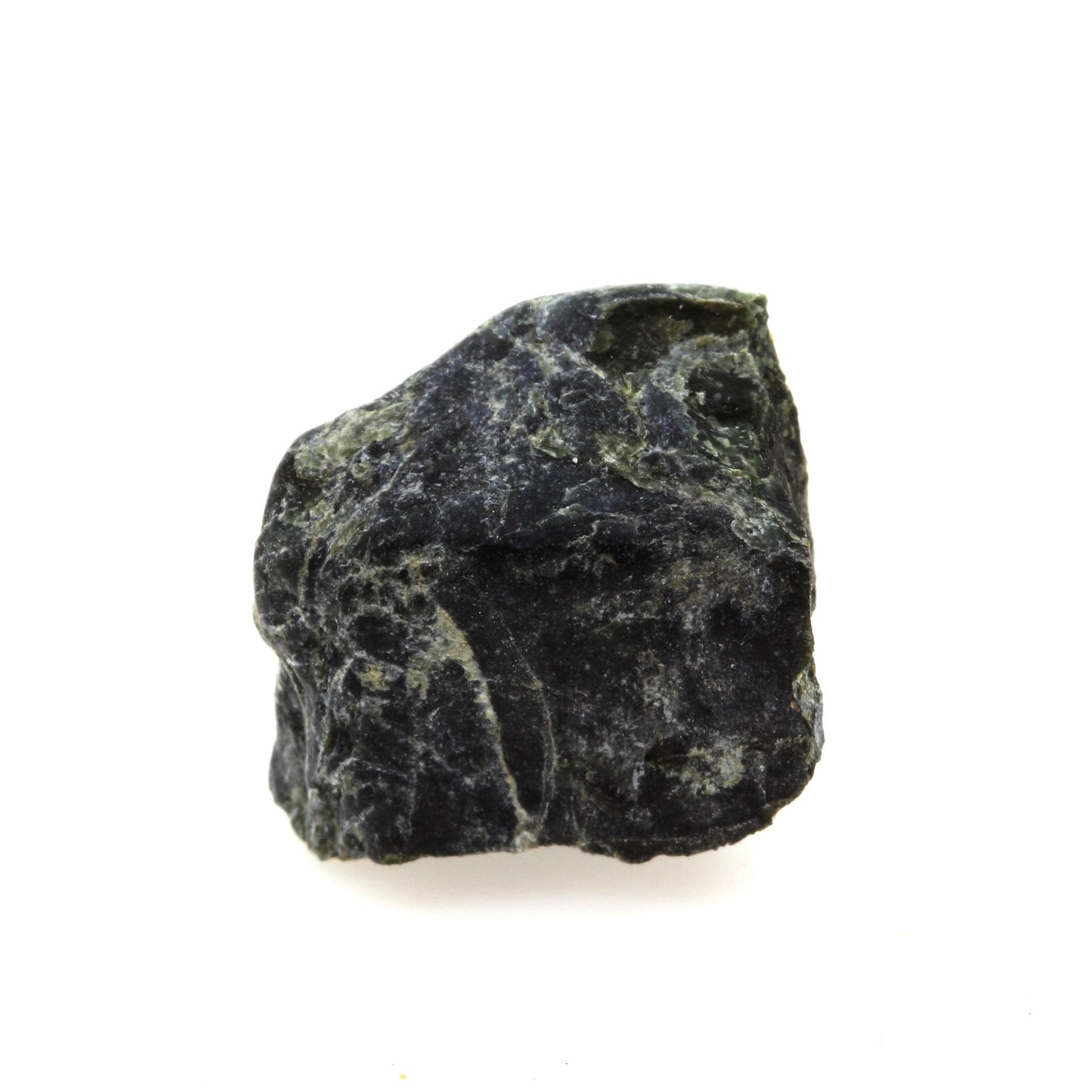 Serpentine + Graphite. 31.5 carats. Grenville, Québec, Canada