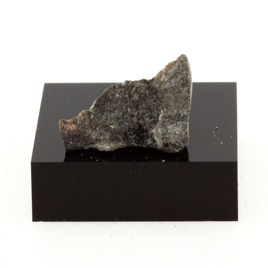 Ijolite. 13.0 carats. Oka, Quebec, Canada