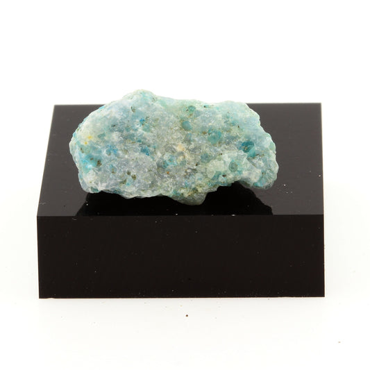 Disthène. 16.6 carats. North Bay, Ontario, Canada