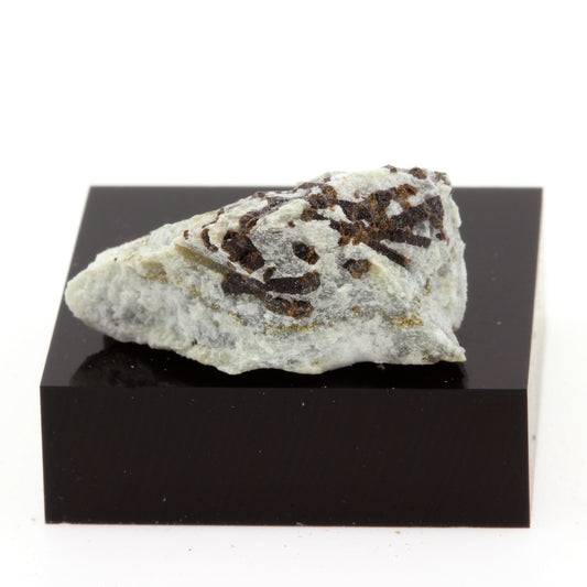 Epidote Schist, 32.7 carats, Madoc, Ontario, Canada