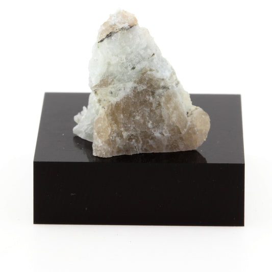 Graphic Granite, 17.3 carats, Maniwaki, Québec, Canada