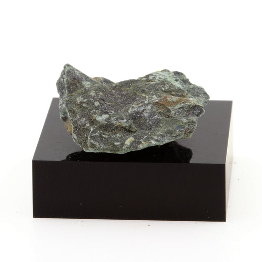 Chalcostibite. 28.3 carats. Estrie, Québec, Canada