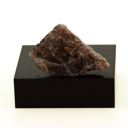 Axinite. 12.8 carats. Chamrousse, Belledonne, Isère, France