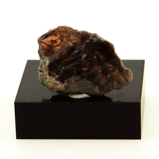 Axinite. 16.1 carats. Chamrousse, Belledonne, Isère, France