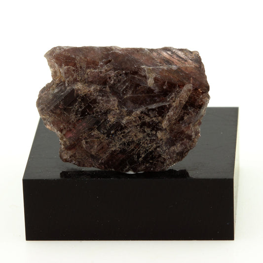 Axinite. 21.6 carats. Chamrousse, Belledonne, Isère, France