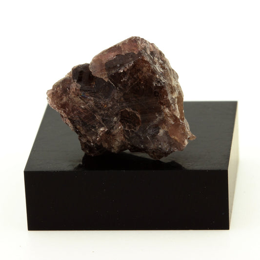 Axinite. 25.3 carats. Chamrousse, Belledonne, Isère, France