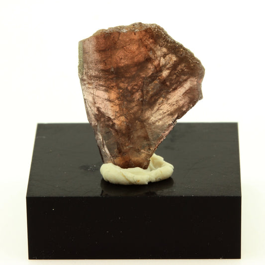 Axinite. 9.3 carats. Chamrousse, Belledonne, Isère, France