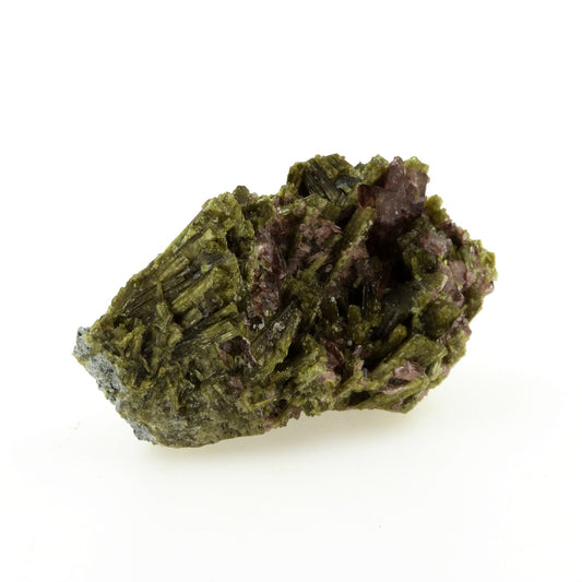 Axinite. 100.1 carats. La Morte, Massif du Taillefer, Oisans, Isère, France