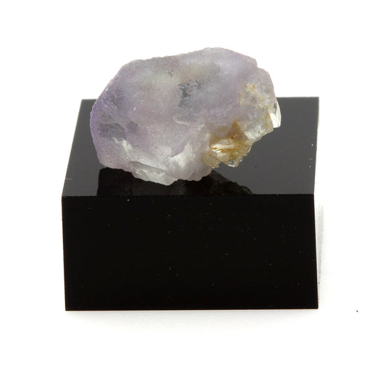 Fluorite violette. 7.86 carats. Massif du Mont-Blanc, France