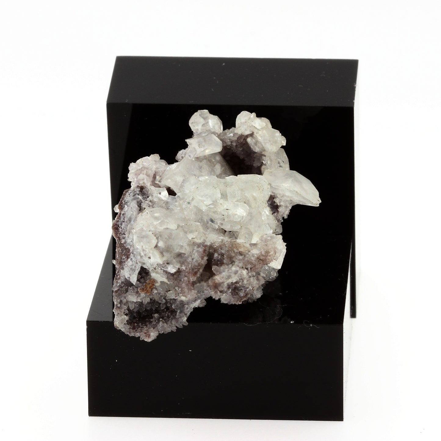 Calcite Sphalerite. 247.6 carats. Xikuangshan Sb deposit, Hunan Province, Chine