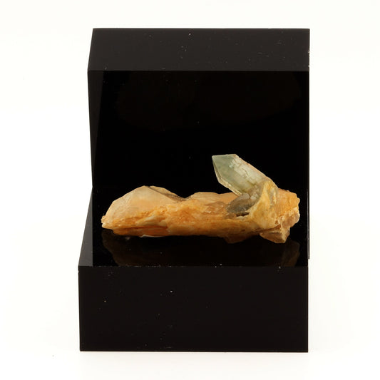 Quartz Calcite. 67.9 carats. Bor Pit, Dal'negorsk, Far-Eastern Region, Russie