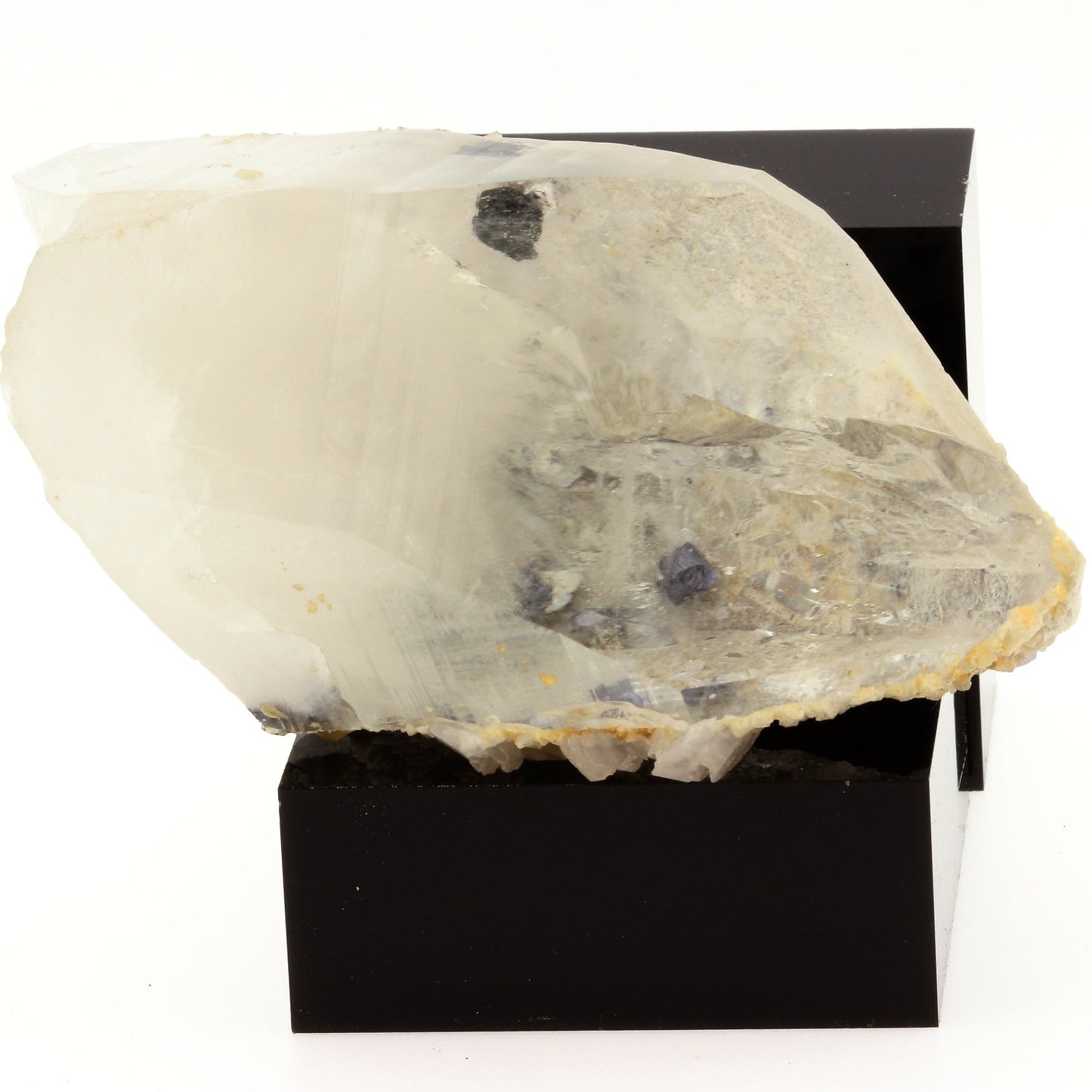 Quartz avec inclusions de Arsenopyrite. 983.6 carats. Yaogangxian, Chine