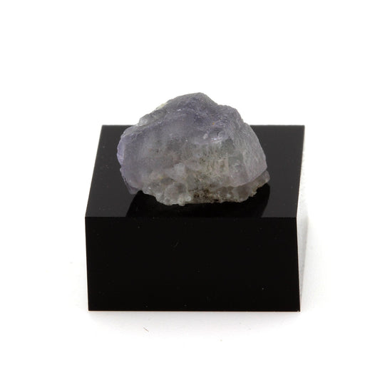 Fluorite violette. 9.19 carats. Massif du Mont-Blanc, France