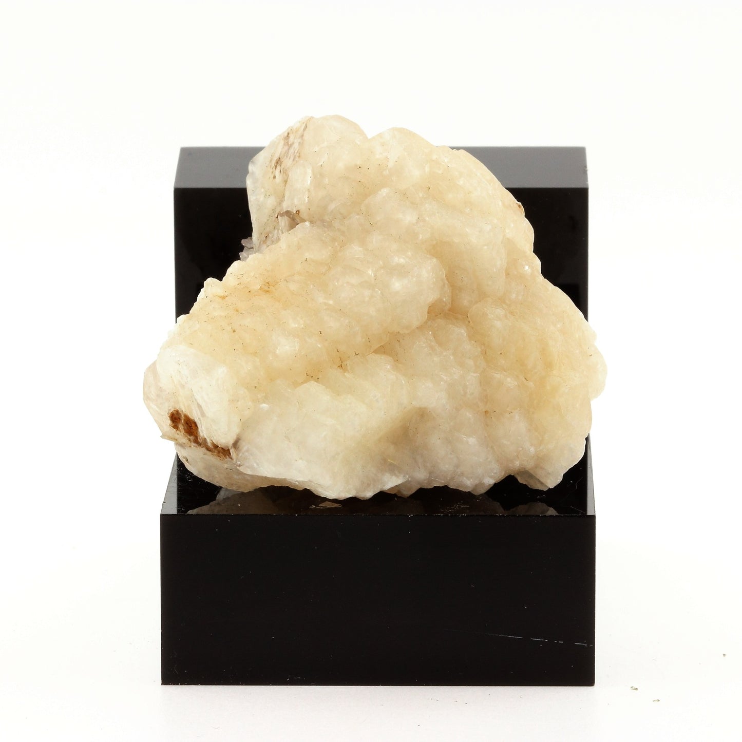 Calcite. 584.9 carats. Massif du Mont-Blanc, France