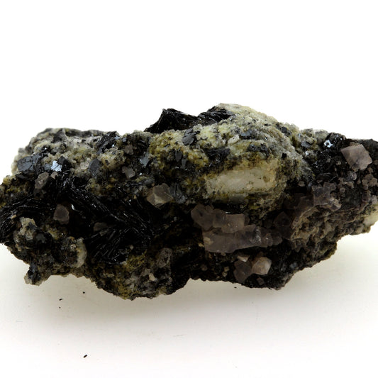 Hematite + Fluorite grise. 120.4 carats. Massif du Mont-Blanc, France