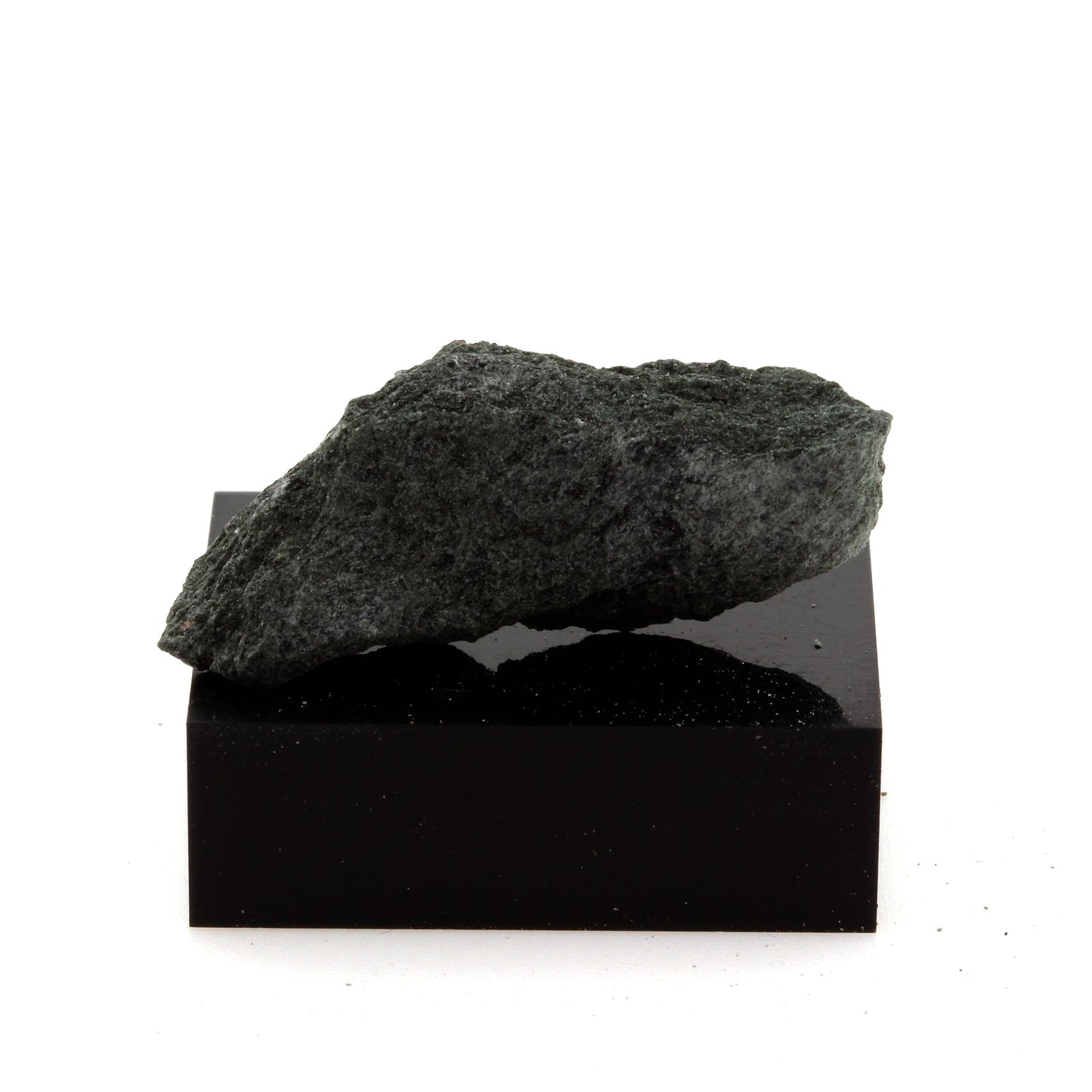 Djurleite. 22.8 carats. Montauban, Québec, Canada