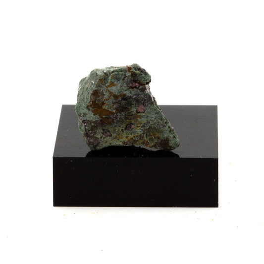 Dudgeonite. 20.3 carats. Estrie, Québec, Canada